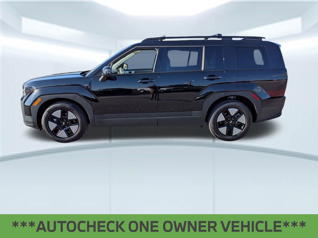 Used 2024 Hyundai Santa Fe SEL image 2