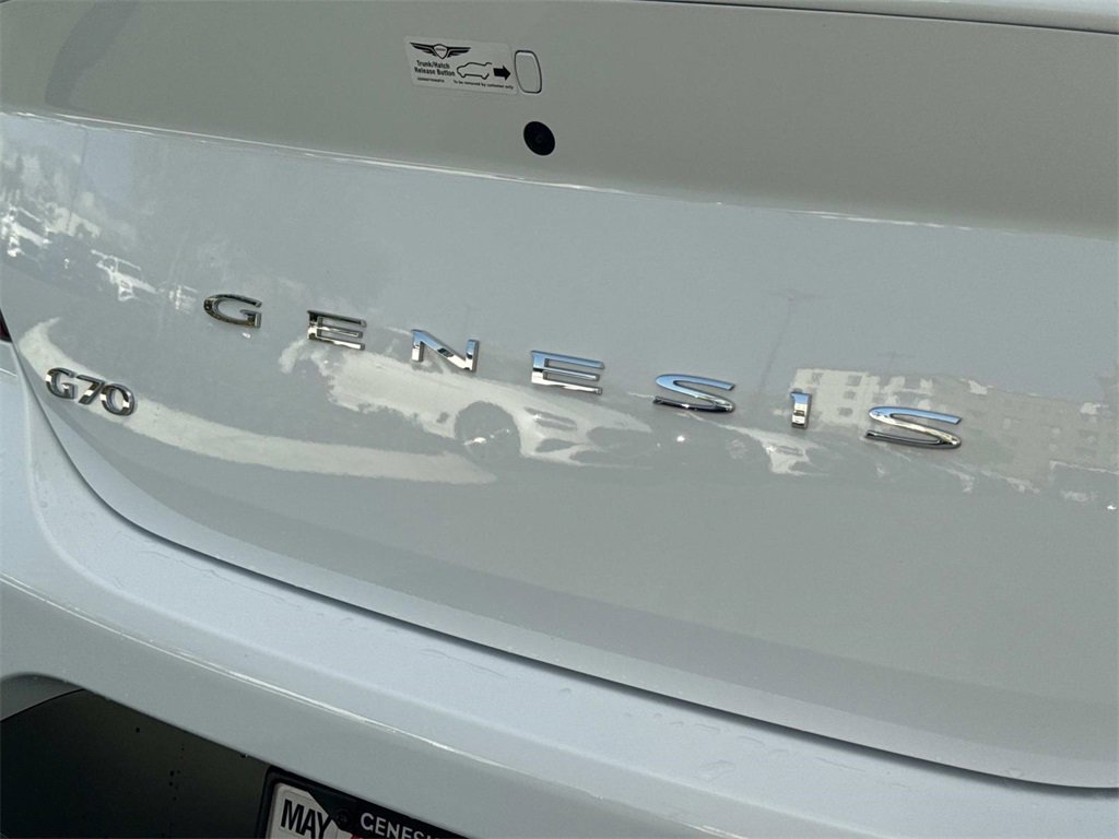 Used 2025 Genesis G70 2.5T image 18