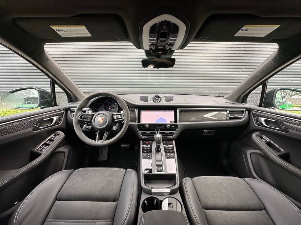 Used 2025 Porsche Macan GTS image 33