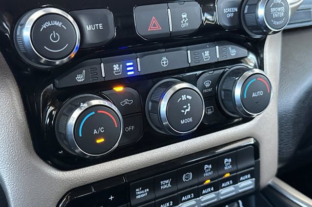 Used 2022 RAM 3500 Laramie image 27