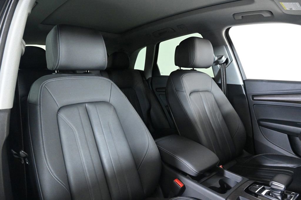 Certified 2023 Audi Q5 2.0T Premium w/ Convenience Package image 16