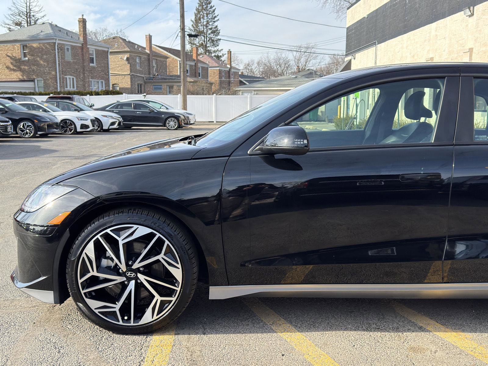 Used 2023 Hyundai Ioniq 6 SEL image 4