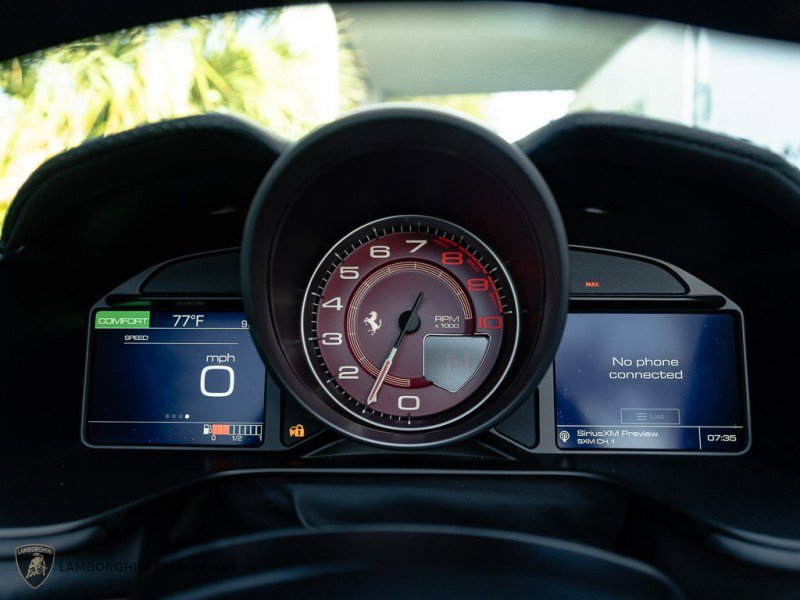 Used 2019 Ferrari Portofino image 23