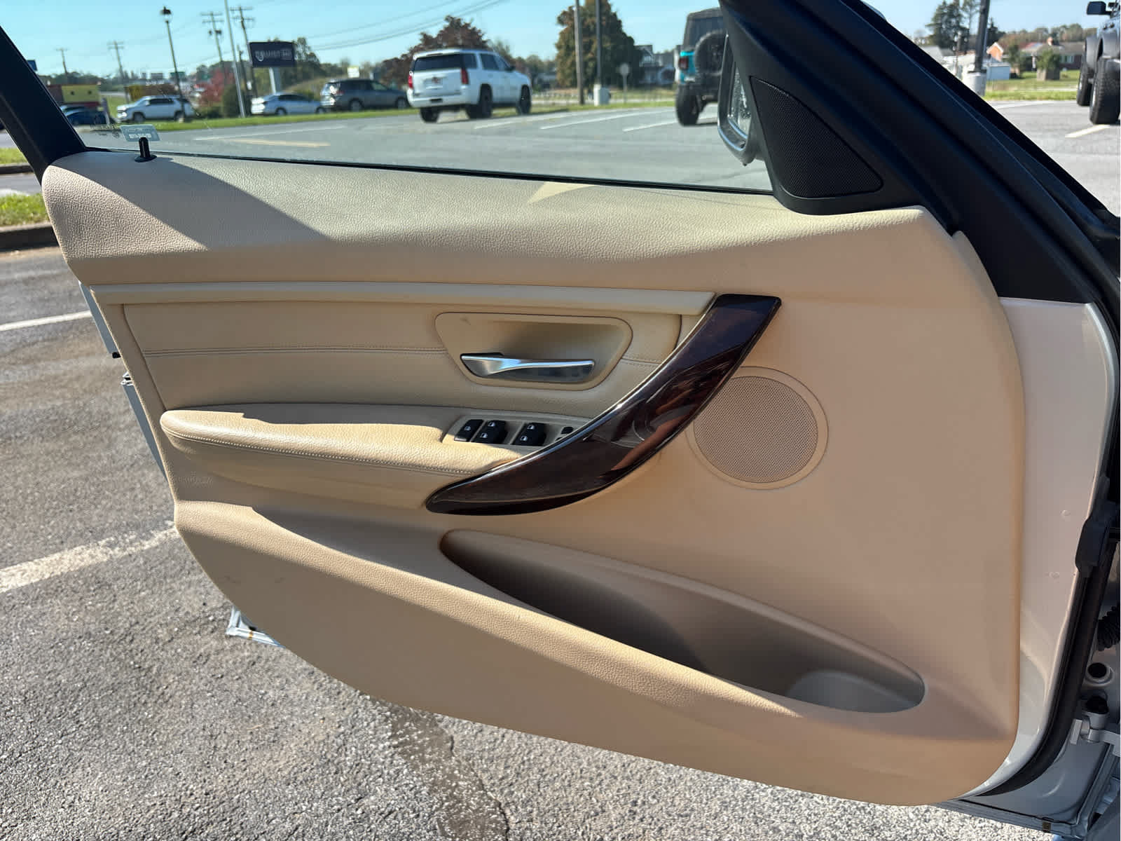 Used 2013 BMW 328i xDrive Sedan AWD/4WD image 21