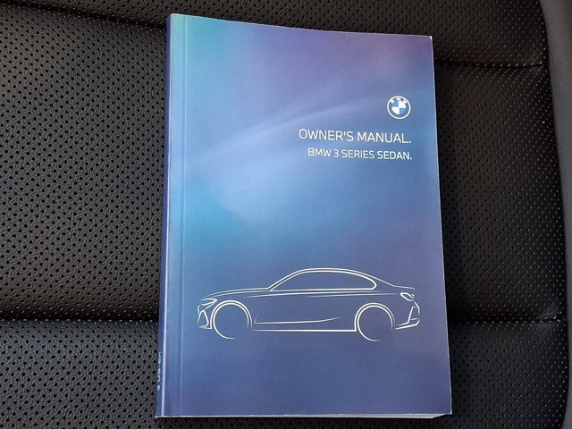 Certified 2025 BMW 330i xDrive Sedan w/ Convenience Package image 29