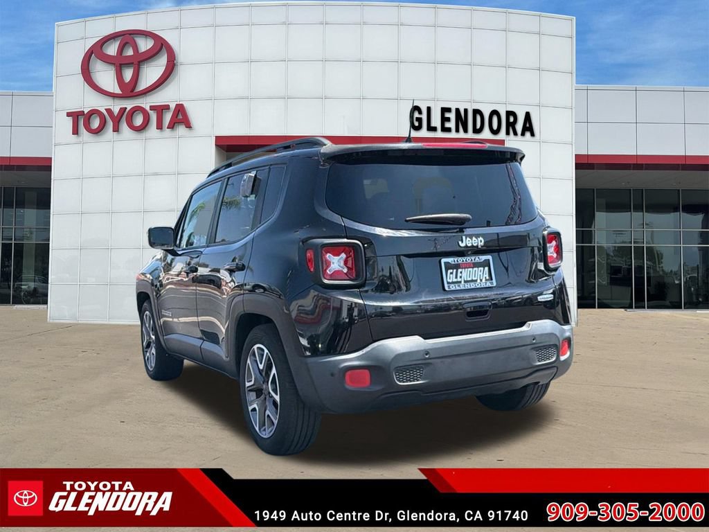 Used 2018 Jeep Renegade Latitude w/ UConnect 8.4 Nav Group FWD image 8