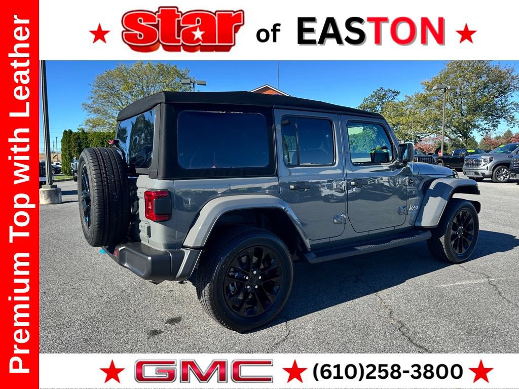 Used 2023 Jeep Wrangler Unlimited Sahara w/ Cold Weather Group AWD/4WD image 9