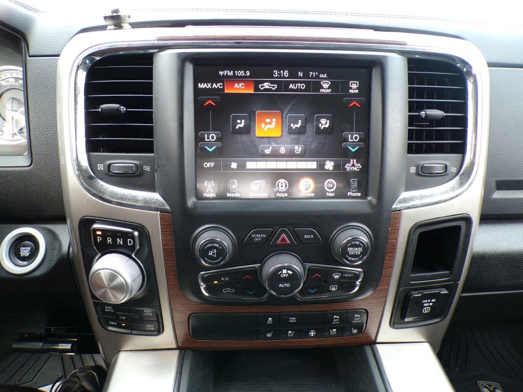 Used 2017 RAM 1500 Laramie w/ Convenience Group AWD/4WD image 27
