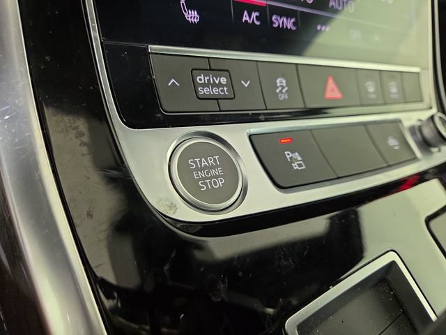 Used 2025 Audi Q7 3.0T Premium Plus AWD/4WD image 26