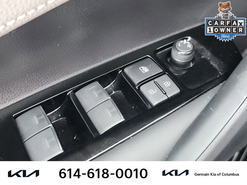 Used 2024 Toyota Corolla SE image 26