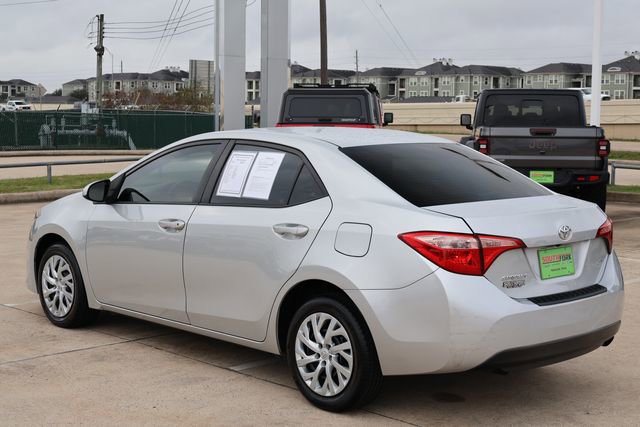 Used 2019 Toyota Corolla LE image 5