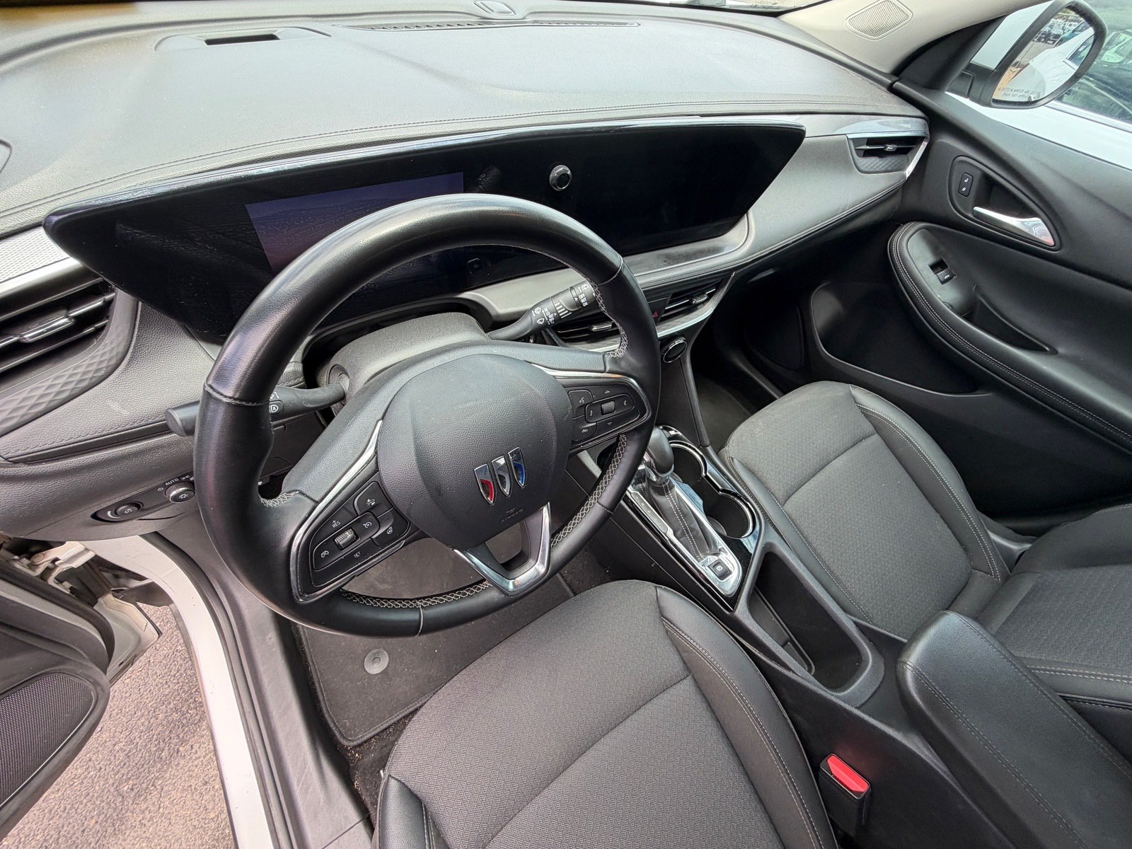 Used 2024 Buick Encore GX Preferred w/ Comfort Package FWD image 6