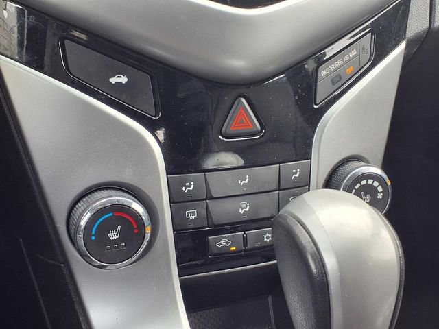 Used 2015 Chevrolet Cruze LT image 12