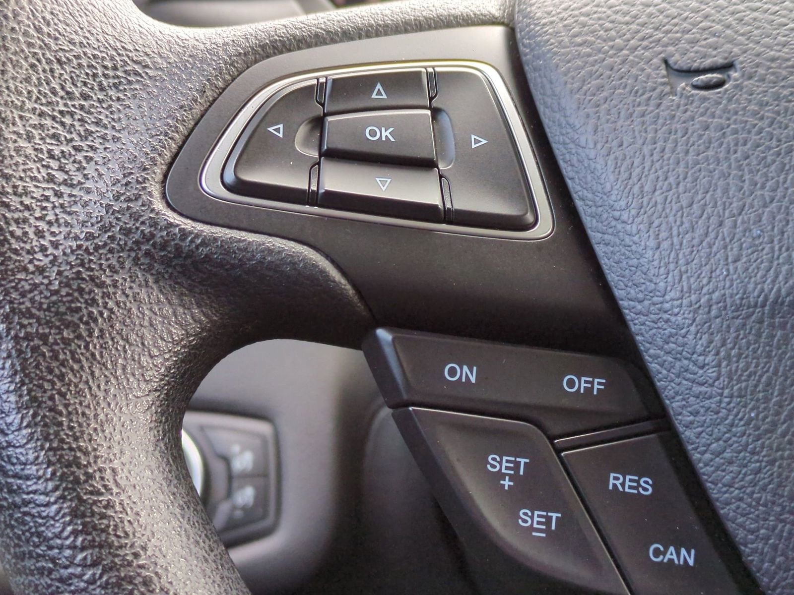 Used 2018 Ford Escape SE w/ SE Sync 3 Package image 25