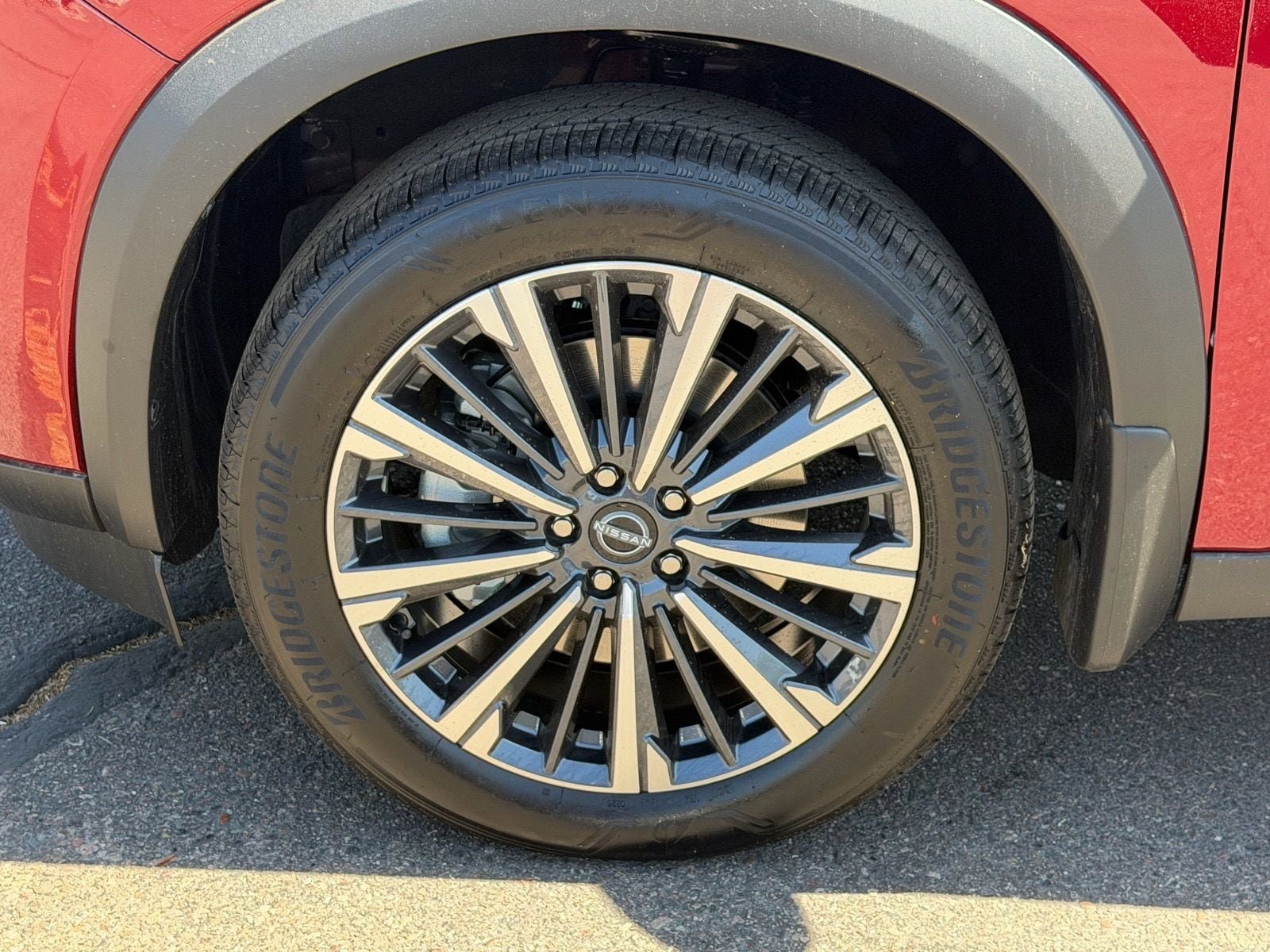 New 2026 Nissan Pathfinder Platinum AWD/4WD image 10