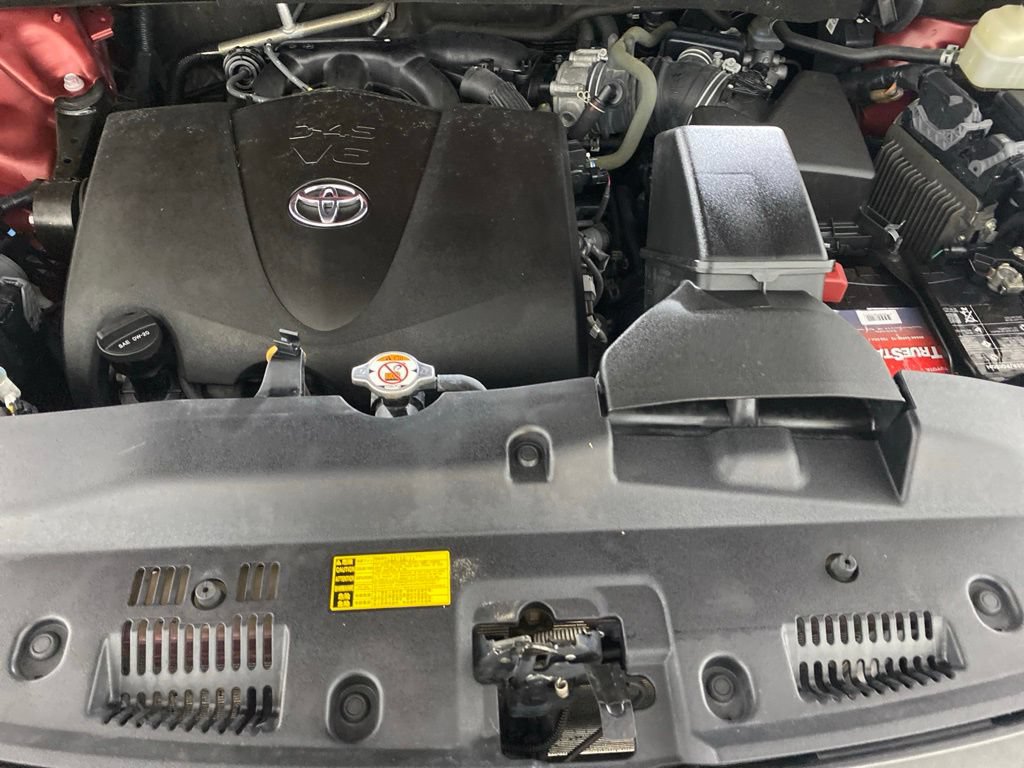 Used 2019 Toyota Highlander SE AWD/4WD image 37