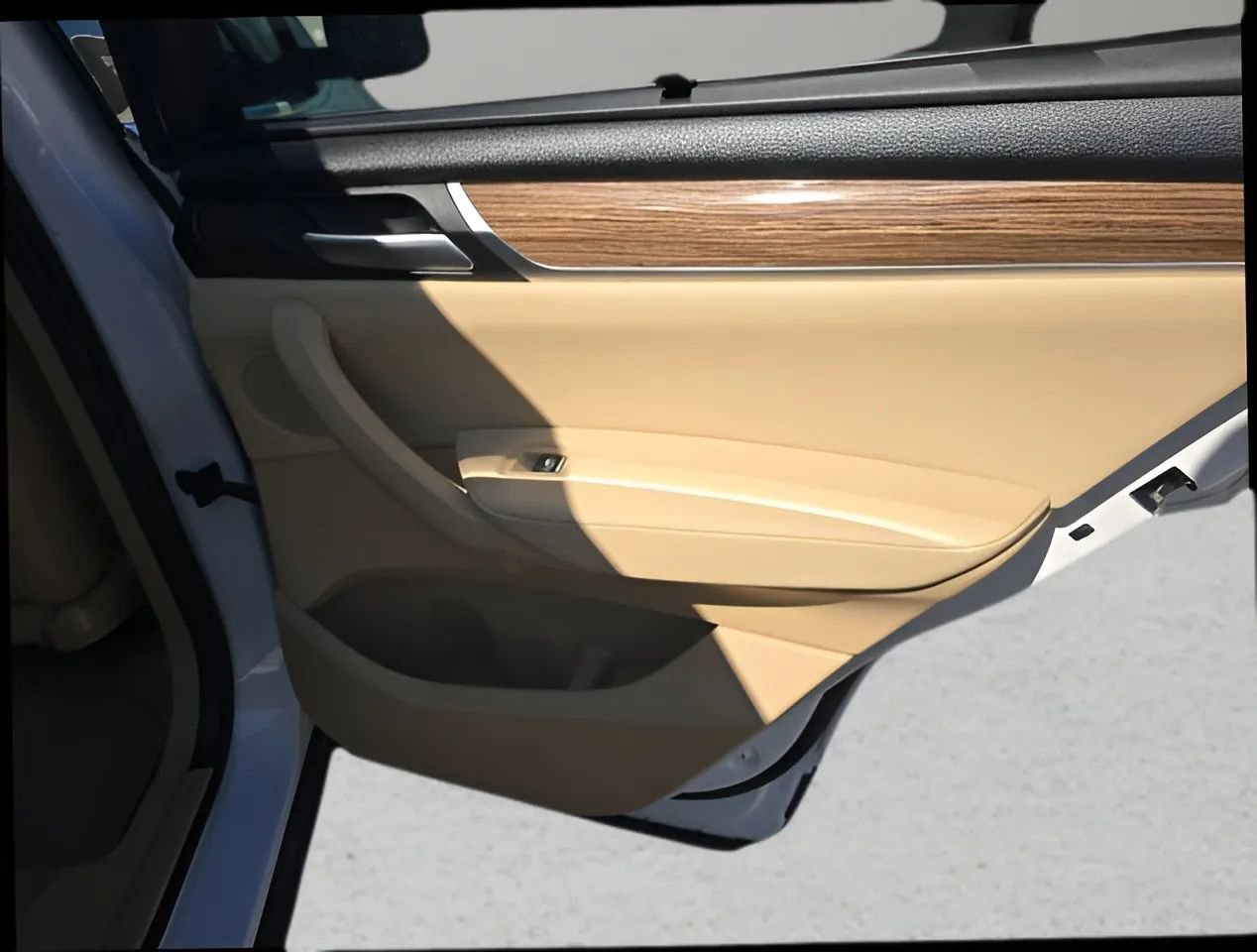 Used 2017 BMW X3 xDrive28i image 18