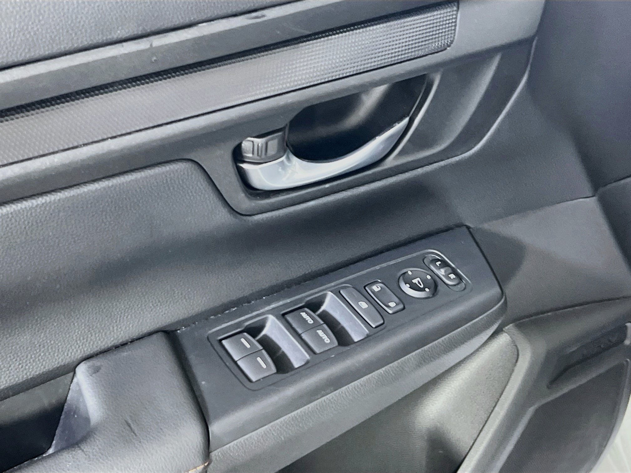 Used 2023 Honda CR-V Sport image 17