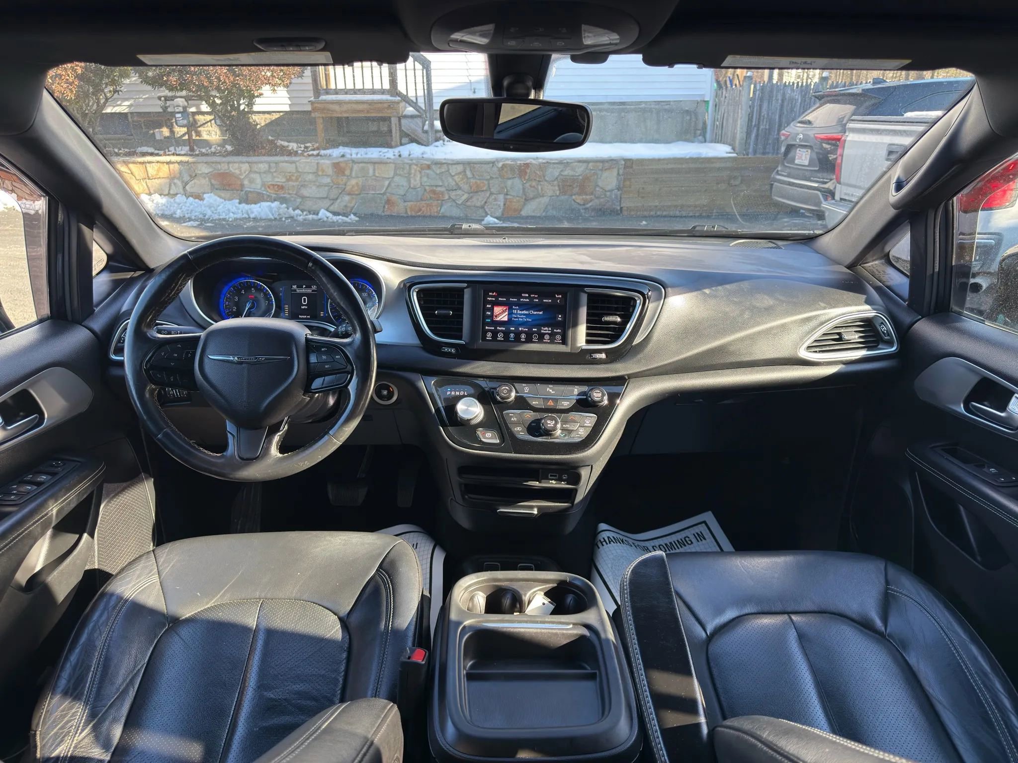 Used 2019 Chrysler Pacifica Touring-L w/ S Appearance Package image 30