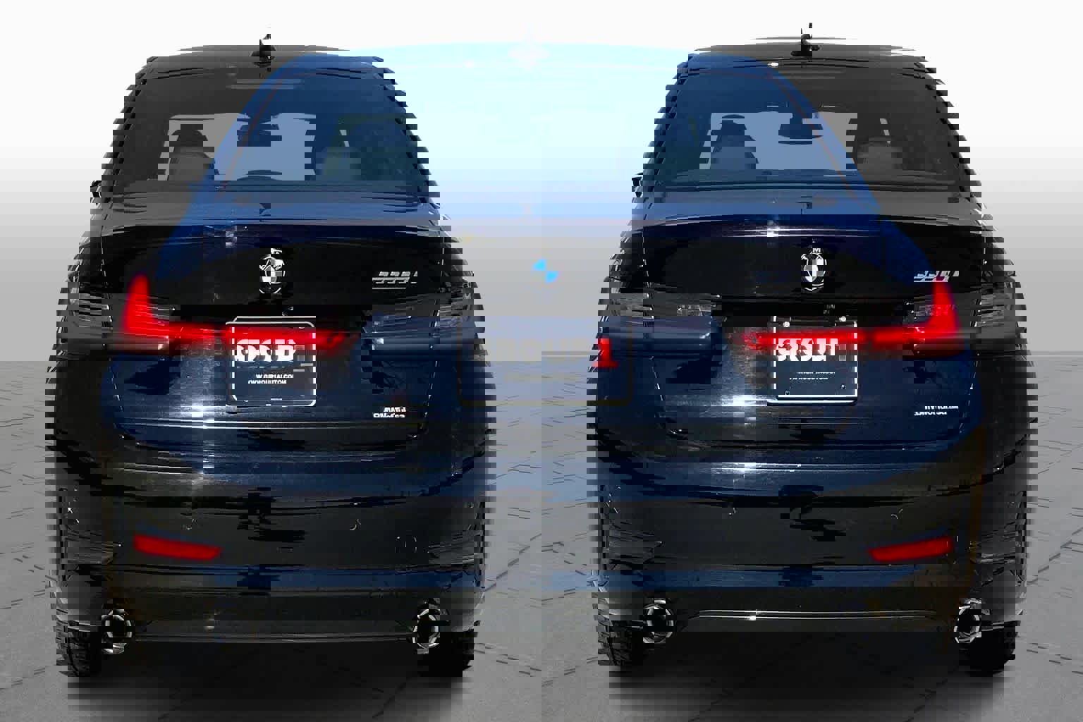 Used 2020 BMW 330i Sedan image 4