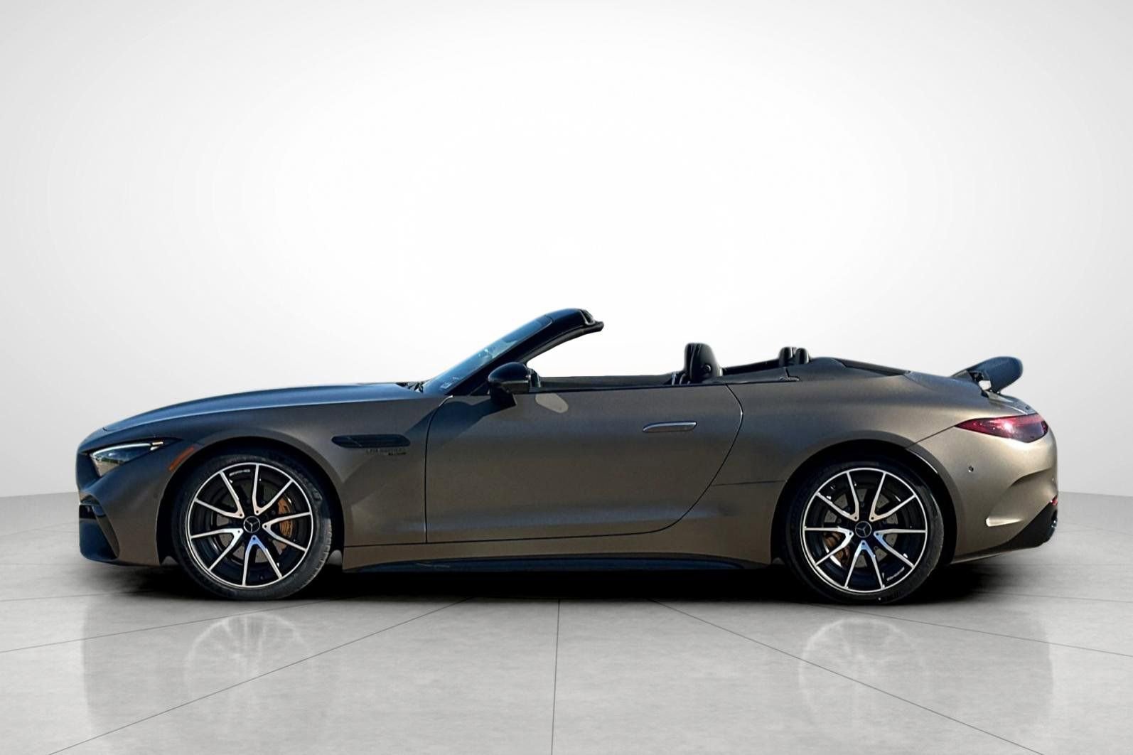 Certified 2022 Mercedes-Benz SL 63 AMG 4MATIC image 26