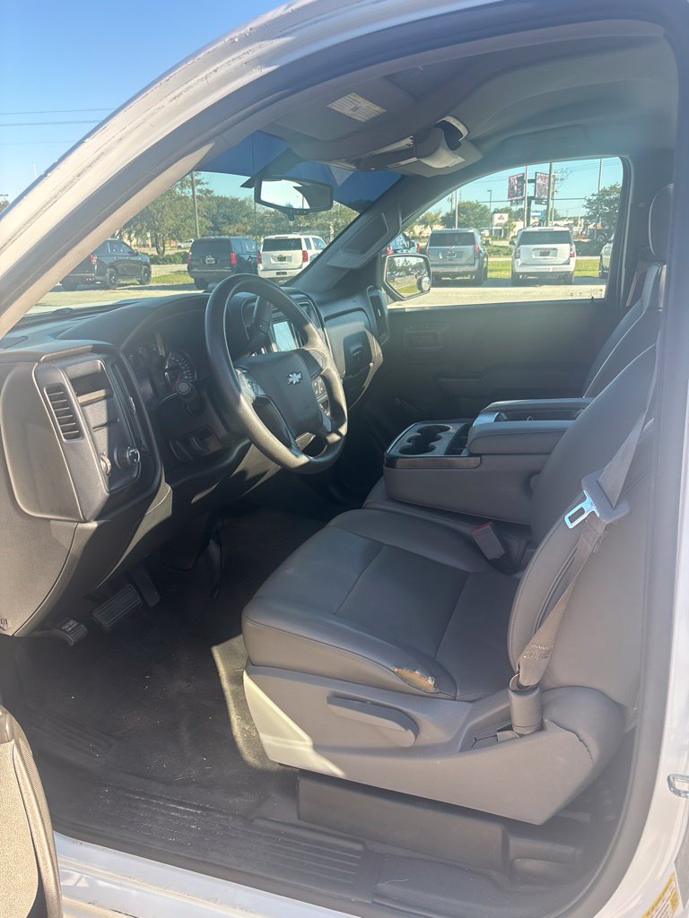 Used 2016 Chevrolet Silverado 1500 W/T RWD image 5