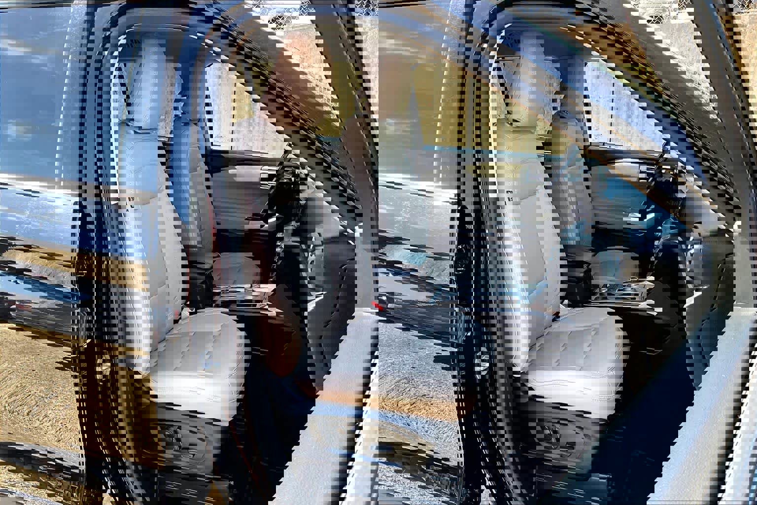 Certified 2023 Ford Explorer XLT w/ Equipment Group 202A image 9