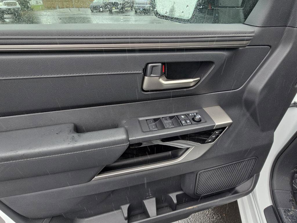 New 2025 Toyota Tundra Limited image 11