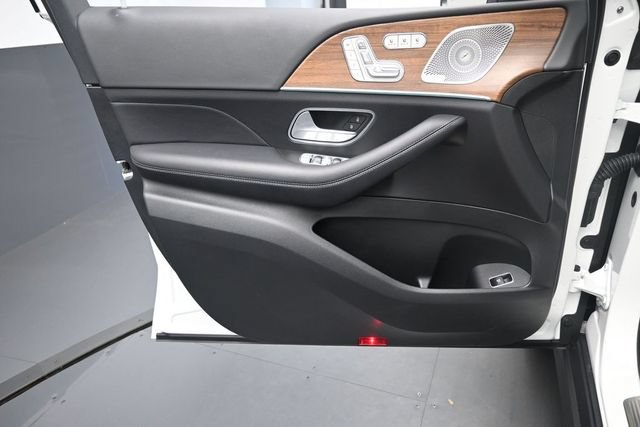 Certified 2026 Mercedes-Benz GLS 450 4MATIC image 20