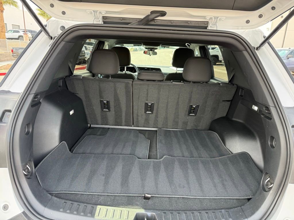 Certified 2026 GMC Terrain Elevation AWD/4WD image 17