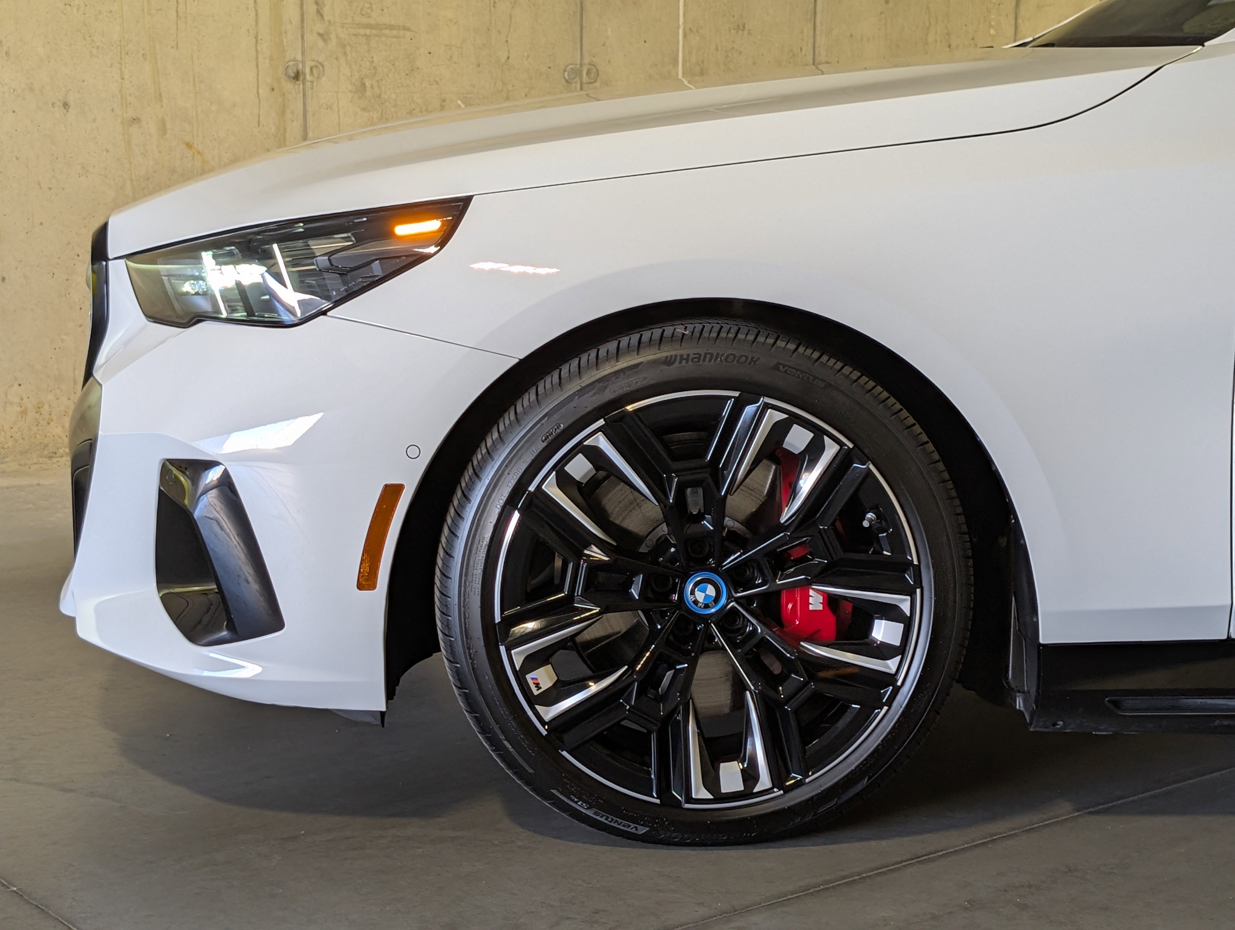 Used 2024 BMW i5 M60 w/ Premium Package image 14