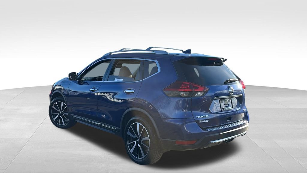 Used 2018 Nissan Rogue SL w/ Premium Package image 5