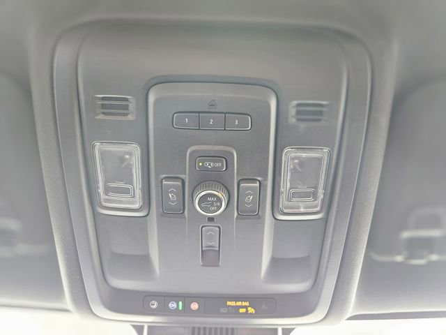 Used 2024 Chevrolet Tahoe Premier image 23