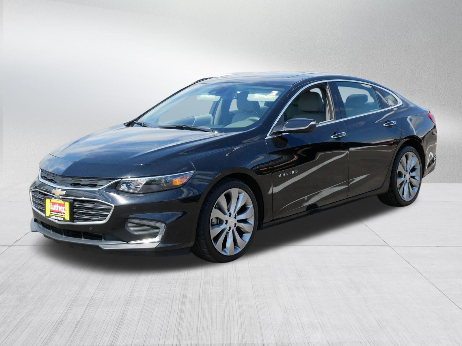 Used 2017 Chevrolet Malibu Premier w/ Premier Sun and Wheel Package FWD image 3