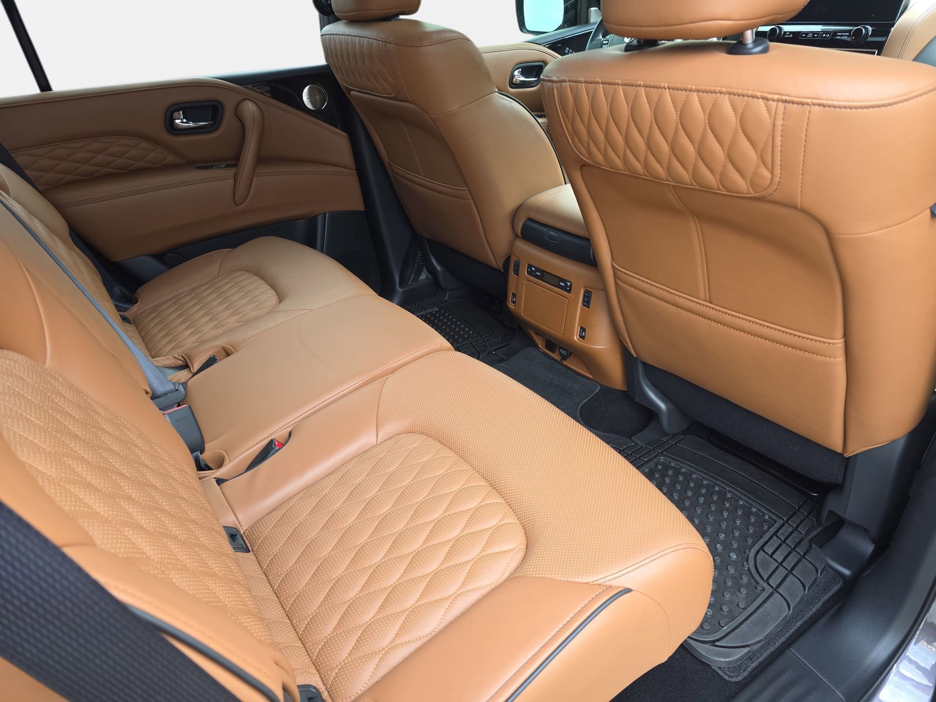 Certified 2024 INFINITI QX80 Sensory AWD/4WD image 11
