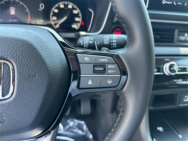 New 2025 Honda Pilot Touring image 29