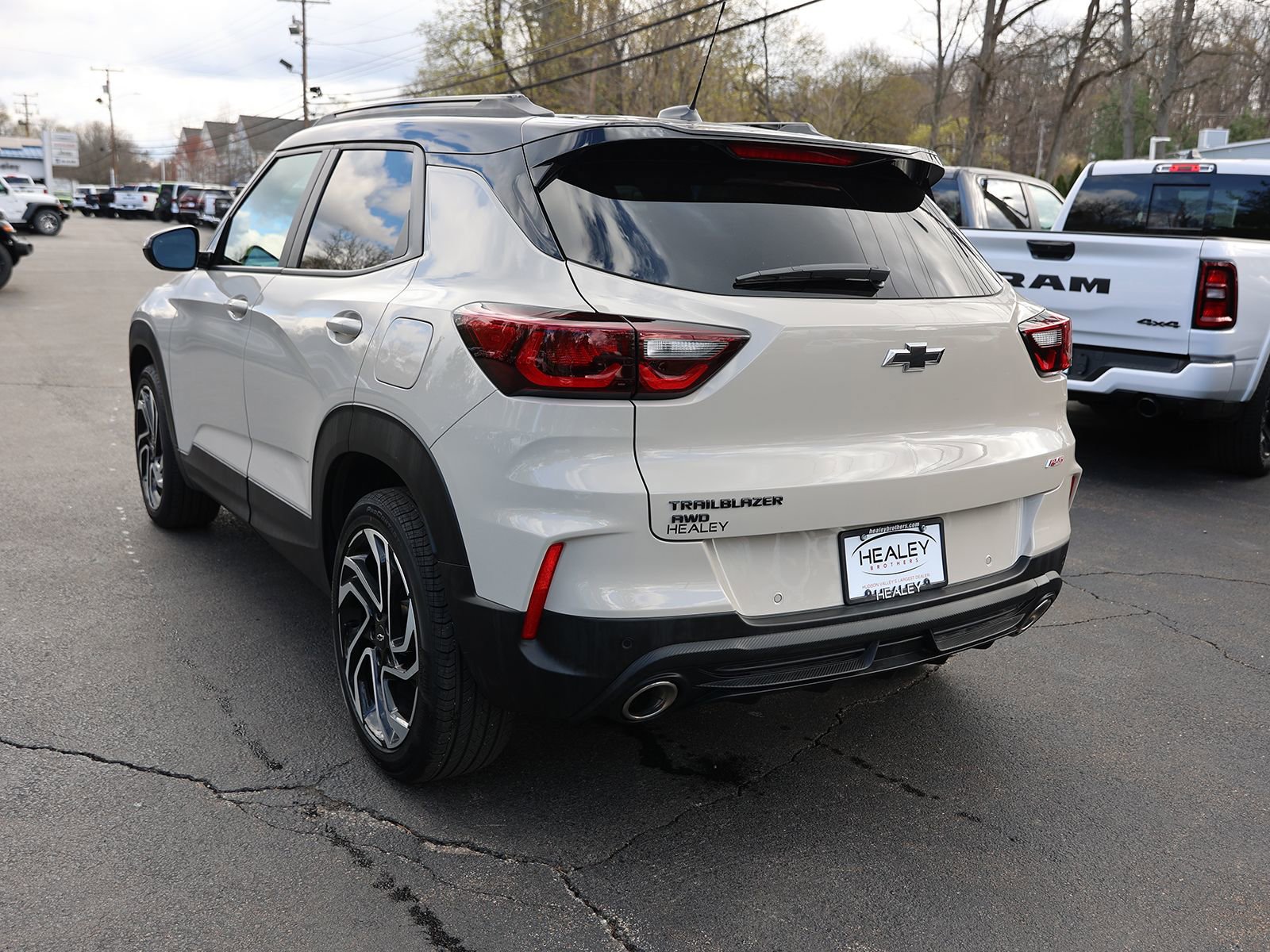 Used 2026 Chevrolet TrailBlazer RS w/ Convenience Package image 5
