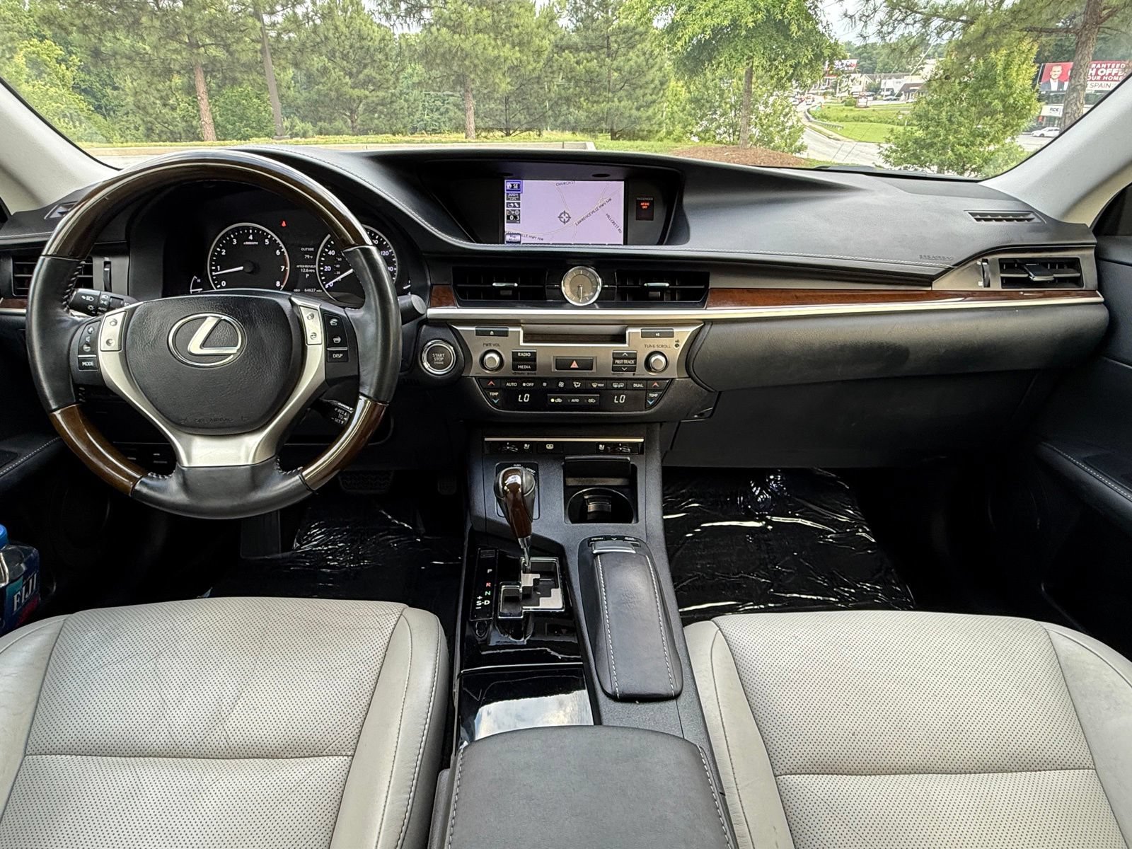 Used 2014 Lexus ES 350 w/ Luxury Package FWD image 22