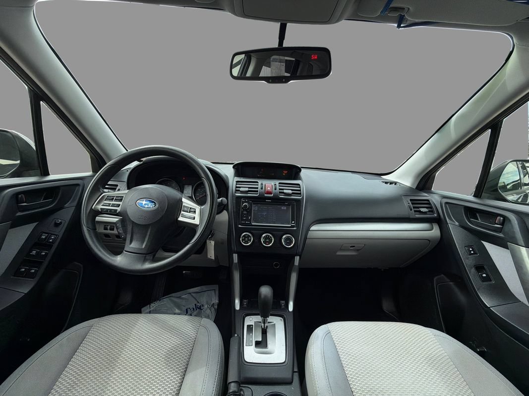 Used 2014 Subaru Forester 2.5i Premium AWD/4WD image 9