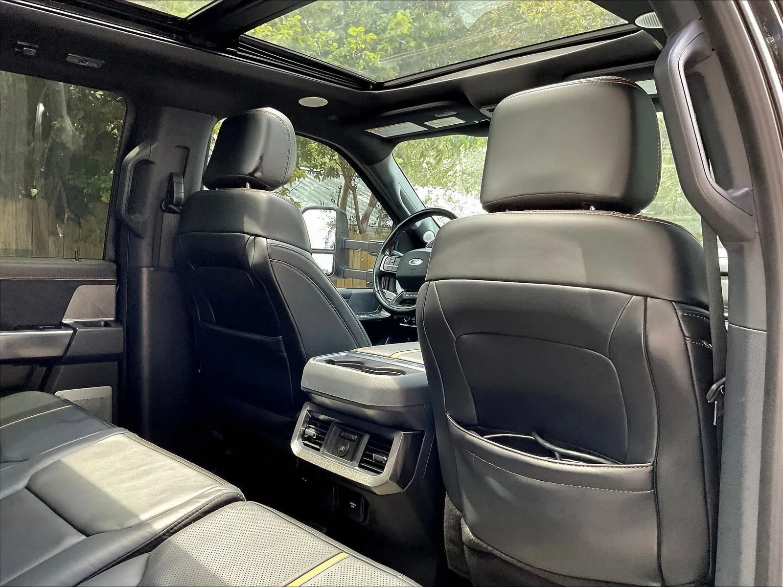 Used 2023 Ford F450 Platinum w/ FX4 Off-Road Package AWD/4WD image 45