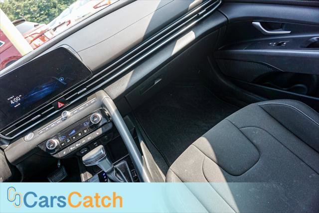 Used 2025 Hyundai Elantra SEL image 27