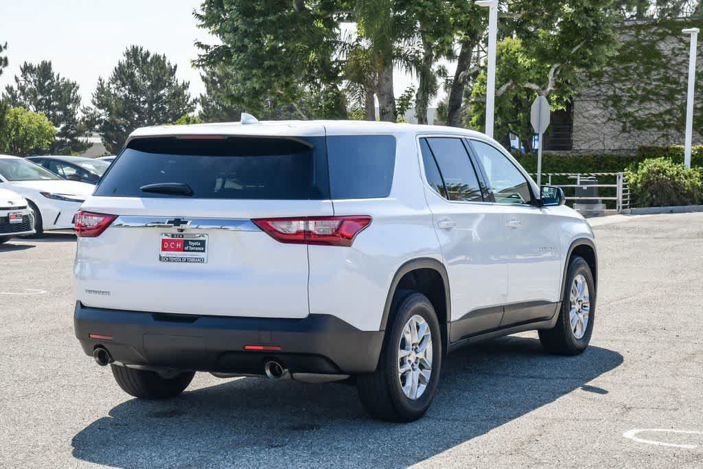 Used 2021 Chevrolet Traverse LS FWD image 9