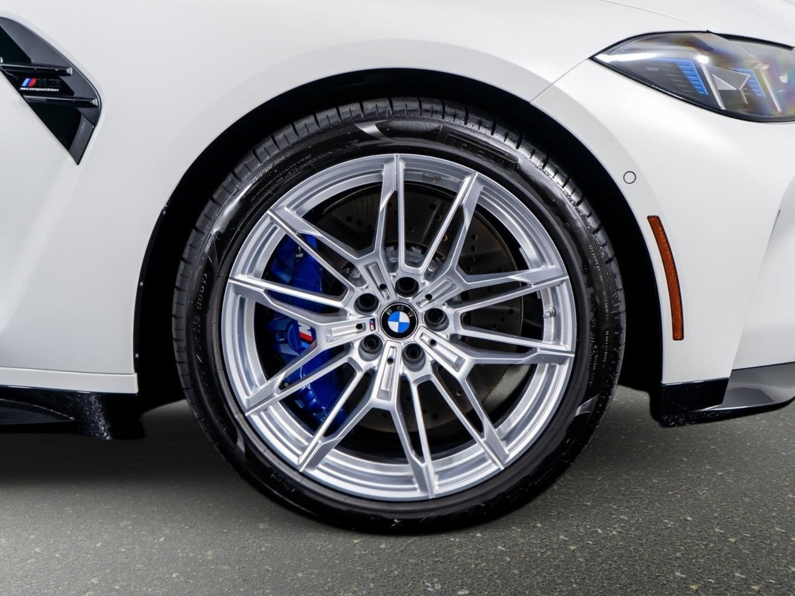 Used 2026 BMW M3 Competition AWD/4WD image 7