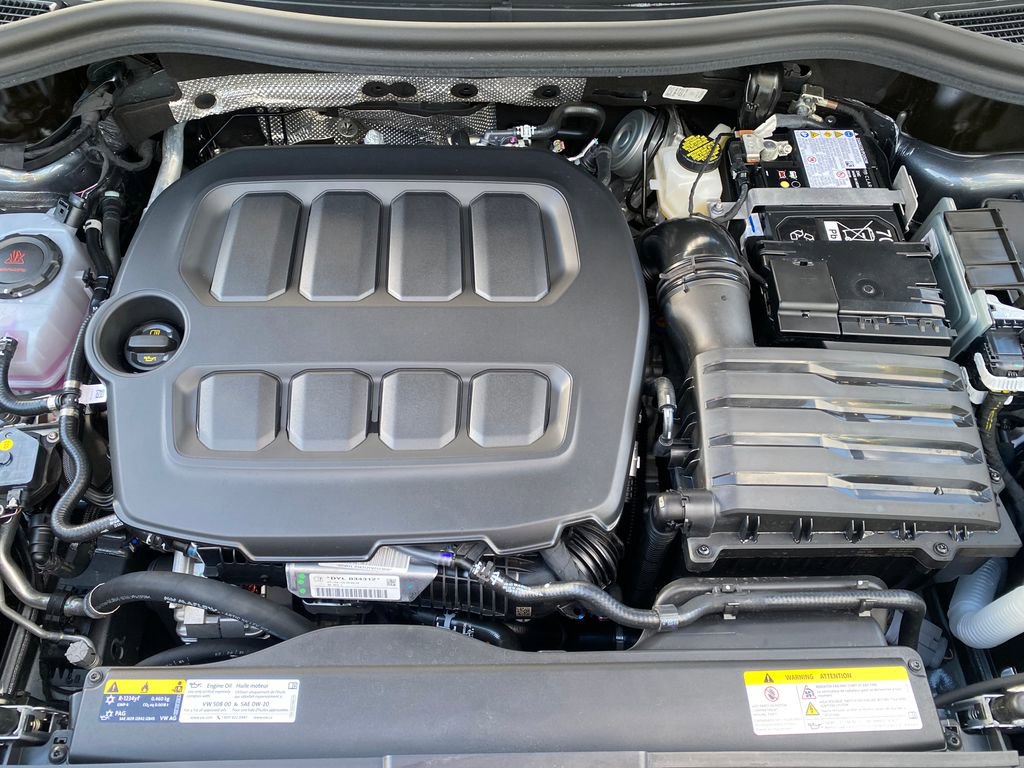 New 2025 Volkswagen Tiguan SE image 28