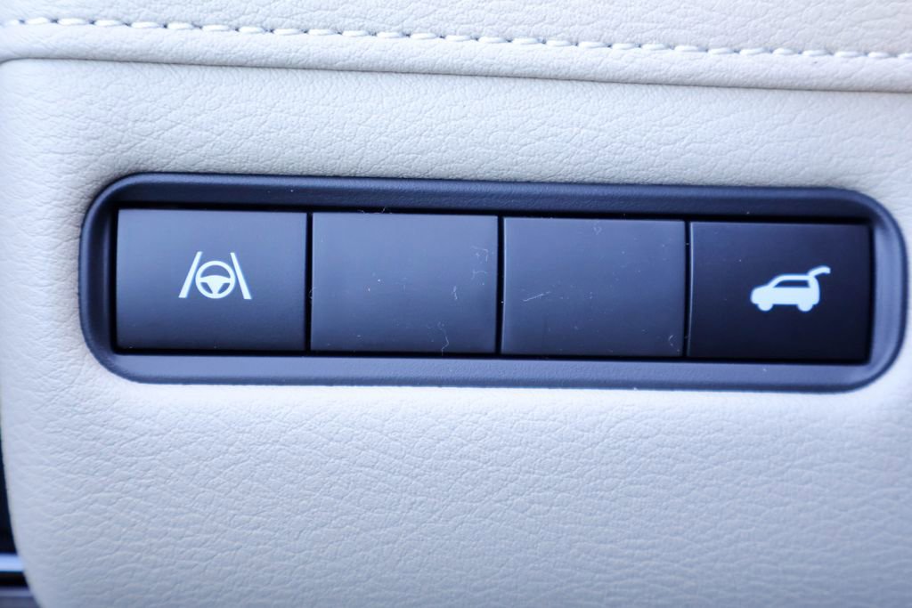 New 2026 Nissan Armada Platinum image 17