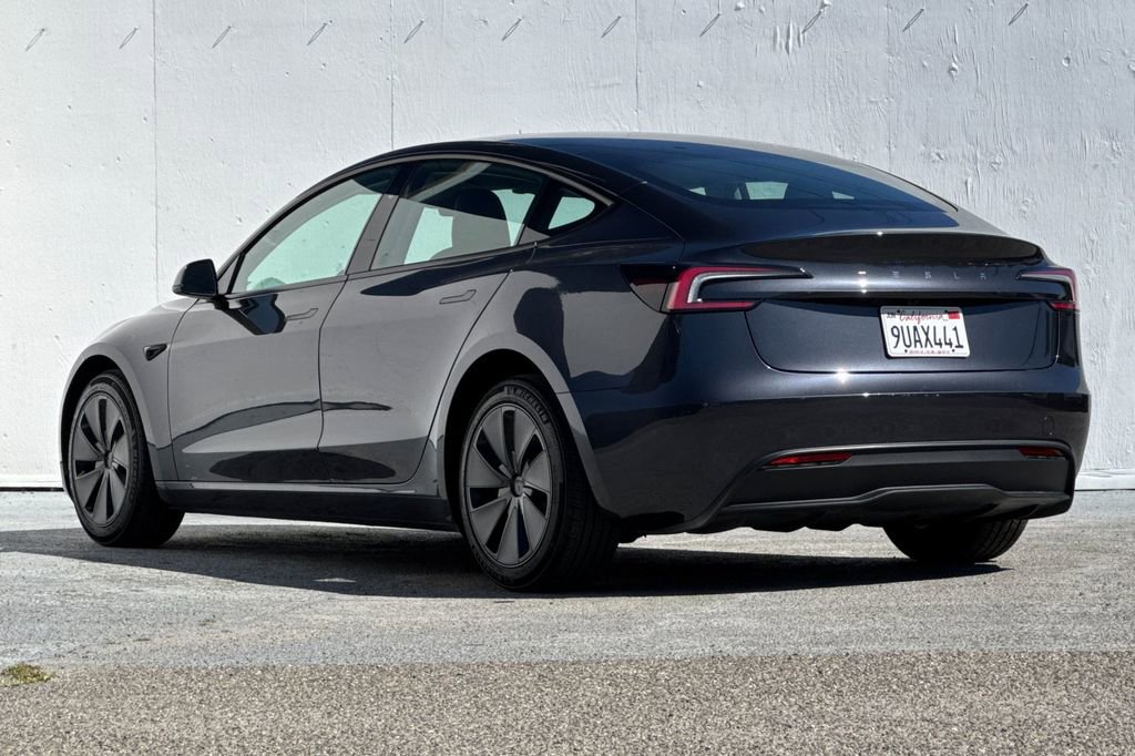 Used 2025 Tesla Model 3 Long Range image 5