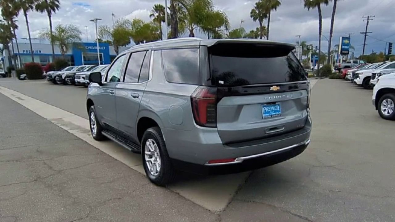 Certified 2025 Chevrolet Tahoe LT AWD/4WD image 6
