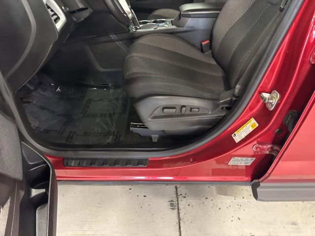 Used 2013 Chevrolet Equinox LT w/ Driver Convenience Package FWD image 26