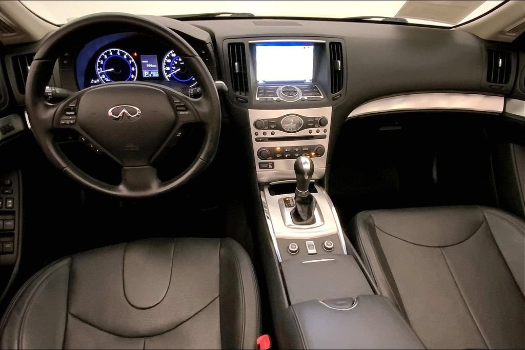 Used 2013 INFINITI G37 Convertible w/ Premium Pkg RWD image 16