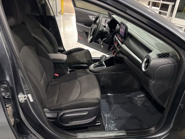 Used 2024 Kia Forte LX image 33